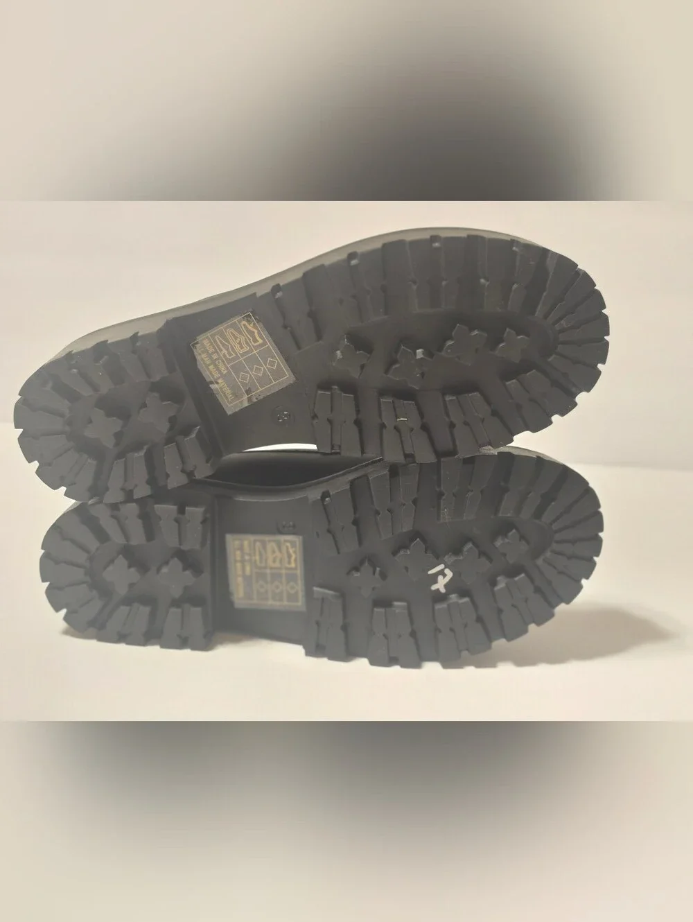 Mudd description brand